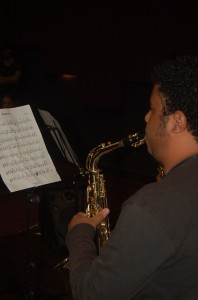 Apresentação da Escola de Música de Manguinhos 10-12-2011  (11)